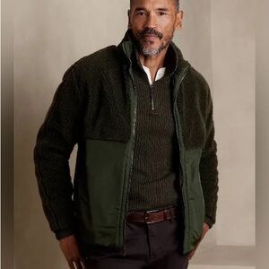 Men's Banana Republic Olive Green Fleece Jacket - Medium